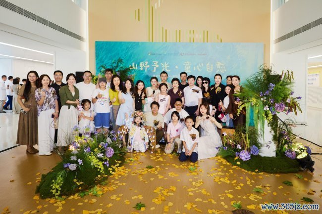 对话儿童艺术请示家陈吟：让艺术成为深圳儿童病院里的一束光
