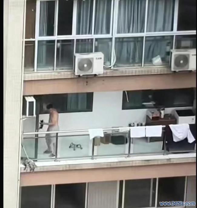 “山姆打包哥”被曝伪装领养虐杀动物 全网愤怒警方介入